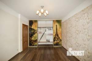 2-к квартира, вторичка, 56м2, 9/17 этаж