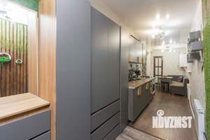 4-к квартира, вторичка, 74м2, 1/1 этаж