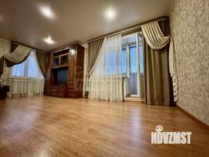 3-к квартира, вторичка, 74м2, 8/10 этаж