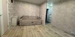 2-к квартира, вторичка, 39м2, 1/4 этаж