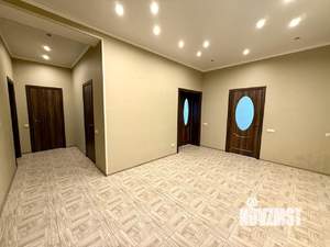 4-к квартира, вторичка, 148м2, 1/4 этаж