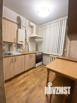 4-к квартира, вторичка, 60м2, 1/5 этаж