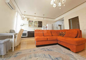 3-к квартира, вторичка, 70м2, 1/3 этаж