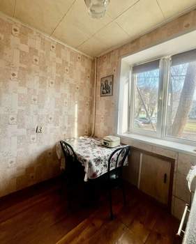 2-к квартира, вторичка, 45м2, 1/5 этаж