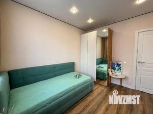 3-к квартира, вторичка, 60м2, 12/17 этаж