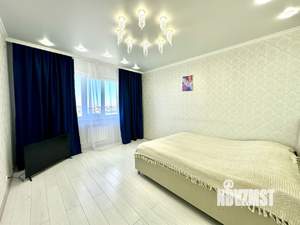 1-к квартира, вторичка, 33м2, 10/19 этаж