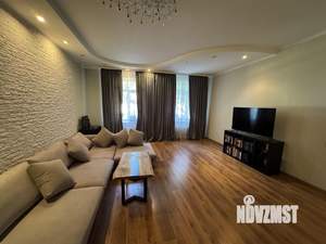 3-к квартира, вторичка, 115м2, 1/10 этаж