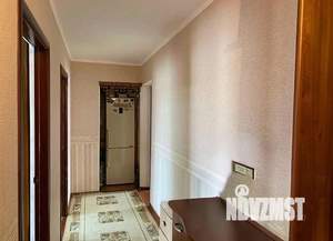 3-к квартира, вторичка, 58м2, 3/5 этаж