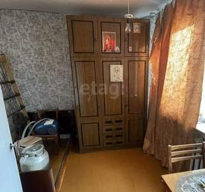 4-к квартира, вторичка, 61м2, 1/5 этаж