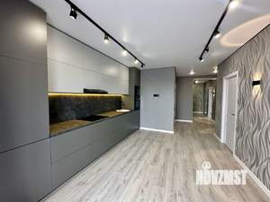 3-к квартира, вторичка, 70м2, 7/17 этаж