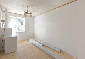 4-к квартира, вторичка, 85м2, 1/1 этаж