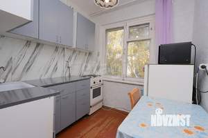 2-к квартира, вторичка, 43м2, 3/5 этаж