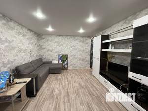 2-к квартира, вторичка, 37м2, 1/5 этаж