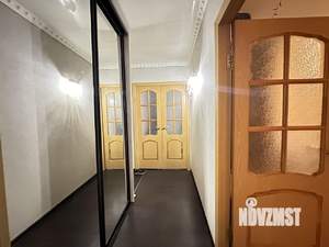 2-к квартира, вторичка, 53м2, 1/9 этаж