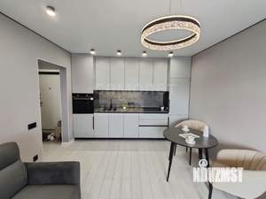 2-к квартира, вторичка, 40м2, 4/17 этаж