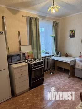 3-к квартира, вторичка, 58м2, 1/1 этаж
