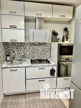 4-к квартира, вторичка, 61м2, 5/5 этаж