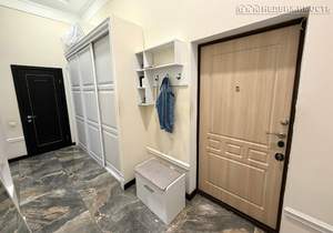 3-к квартира, вторичка, 82м2, 1/3 этаж