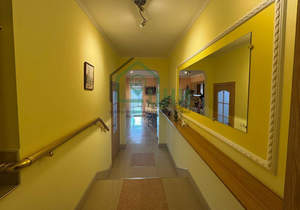 3-к квартира, вторичка, 121м2, 1/3 этаж