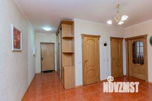 3-к квартира, вторичка, 102м2, 3/17 этаж