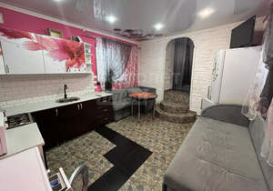 2-к квартира, вторичка, 40м2, 1/1 этаж