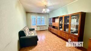 2-к квартира, вторичка, 47м2, 3/5 этаж