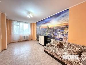 2-к квартира, вторичка, 60м2, 1/17 этаж