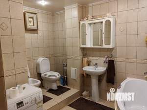 4-к квартира, вторичка, 133м2, 6/10 этаж