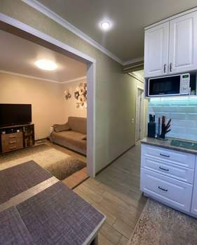 2-к квартира, вторичка, 30м2, 1/5 этаж