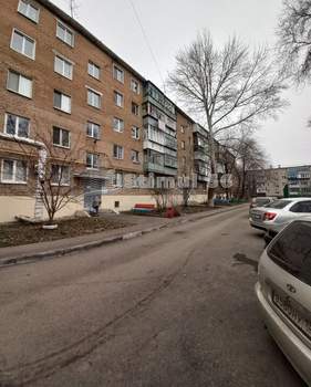 3-к квартира, вторичка, 58м2, 1/5 этаж