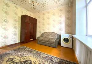 3-к квартира, вторичка, 73м2, 2/2 этаж