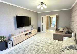 3-к квартира, вторичка, 80м2, 2/17 этаж