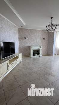 4-к квартира, вторичка, 180м2, 6/6 этаж