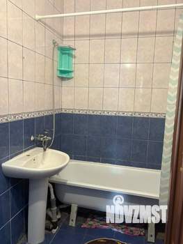 2-к квартира, вторичка, 53м2, 1/4 этаж