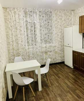 2-к квартира, вторичка, 60м2, 17/18 этаж