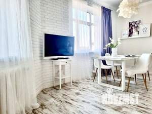 3-к квартира, вторичка, 100м2, 14/14 этаж