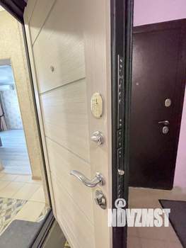 2-к квартира, вторичка, 58м2, 1/17 этаж