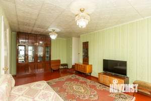 3-к квартира, вторичка, 63м2, 1/2 этаж