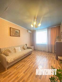 3-к квартира, вторичка, 60м2, 5/5 этаж