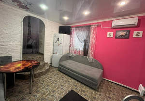 2-к квартира, вторичка, 40м2, 1/1 этаж