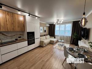 3-к квартира, вторичка, 88м2, 10/18 этаж