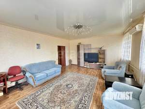 3-к квартира, вторичка, 68м2, 3/3 этаж