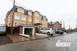 4-к квартира, вторичка, 142м2, 2/3 этаж