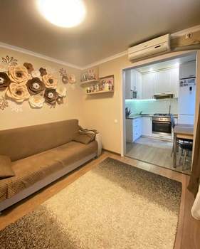 2-к квартира, вторичка, 30м2, 1/5 этаж