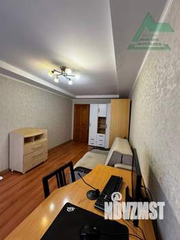 2-к квартира, вторичка, 64м2, 1/10 этаж