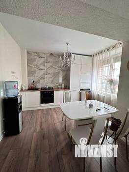 Студия квартира, вторичка, 57м2, 1/4 этаж