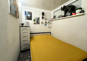 3-к квартира, вторичка, 42м2, 1/5 этаж