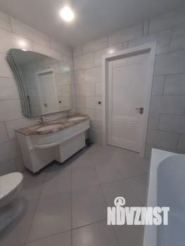 4-к квартира, вторичка, 124м2, 10/11 этаж