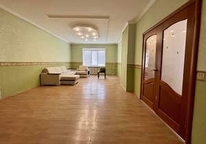 3-к квартира, вторичка, 100м2, 2/6 этаж