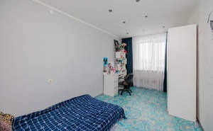 4-к квартира, вторичка, 75м2, 9/9 этаж